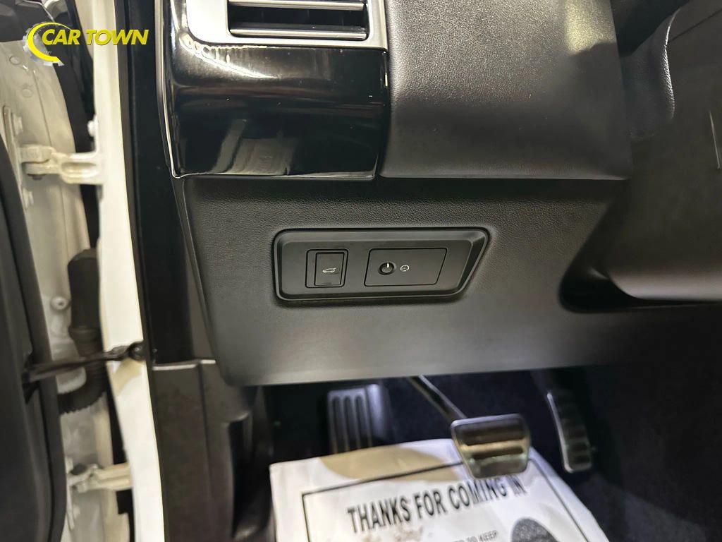 used 2019 Land Rover Range Rover car, priced at $25,950