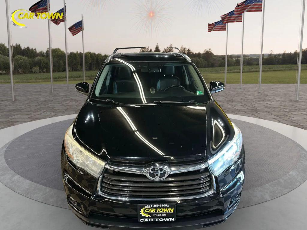 used 2015 Toyota Highlander car, priced at $15,750