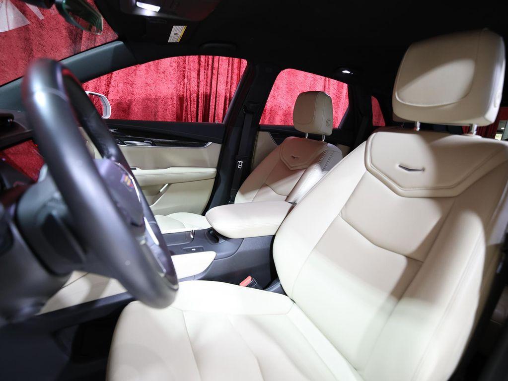 used 2019 Cadillac XT5 car, priced at $20,890