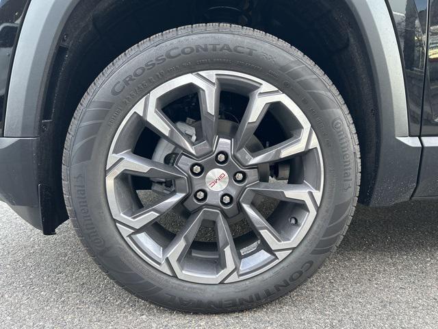 new 2026 GMC Terrain car, priced at $39,030