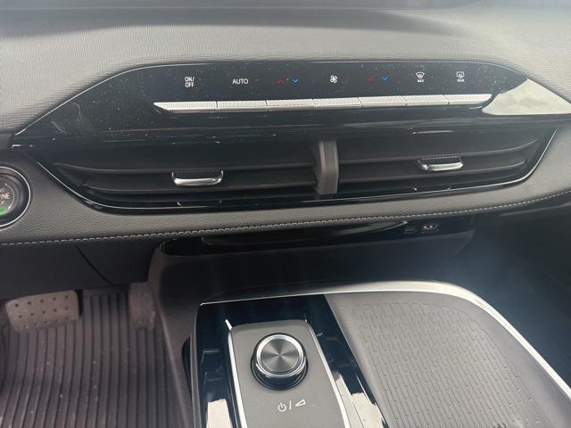 new 2025 Buick Enclave car, priced at $49,535