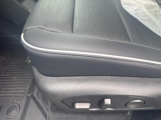 new 2025 Buick Enclave car, priced at $49,535