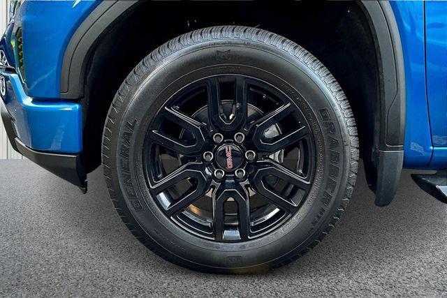 used 2023 GMC Sierra 1500 car, priced at $43,700