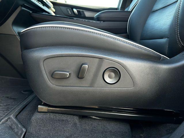 new 2025 Buick Enclave car, priced at $53,425