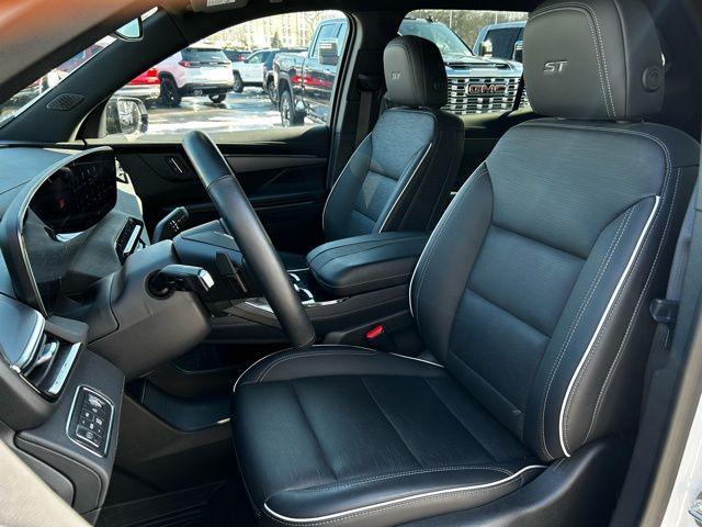 new 2025 Buick Enclave car, priced at $53,425
