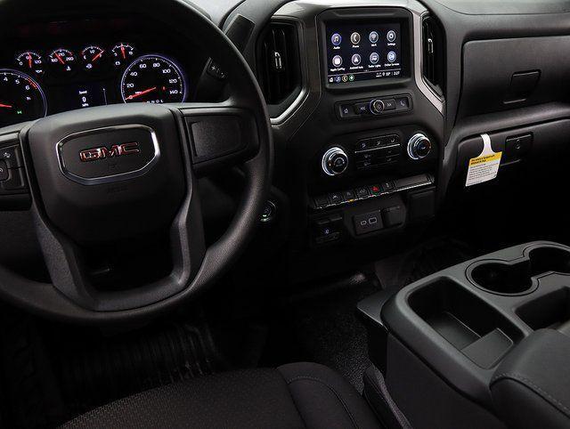 new 2024 GMC Sierra 1500 car, priced at $45,125