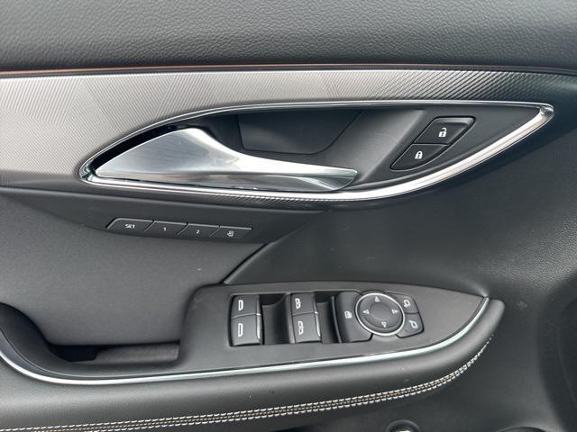 new 2025 Buick Envision car, priced at $42,585