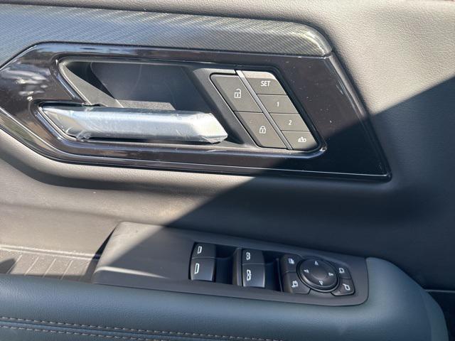 new 2025 GMC Yukon XL car, priced at $94,435