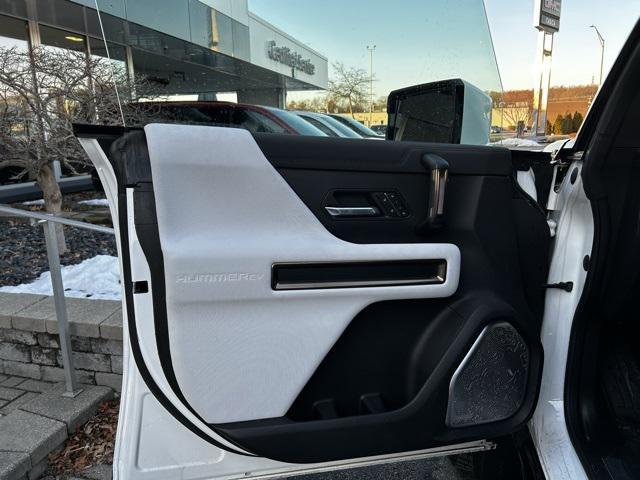 new 2024 GMC HUMMER EV SUV car, priced at $96,435