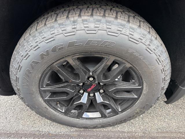 new 2026 GMC Sierra 1500 car, priced at $47,965