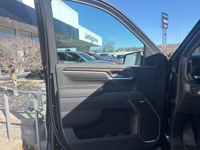 new 2026 GMC Sierra 1500 car, priced at $60,195