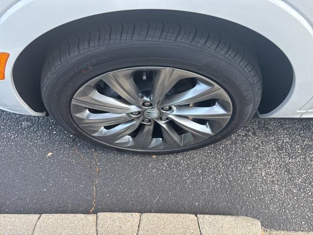 new 2025 Buick Envista car, priced at $31,685