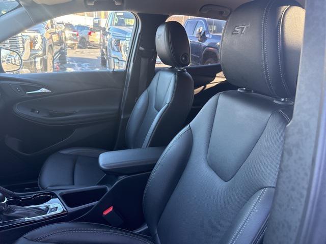 used 2024 Buick Encore GX car, priced at $23,900