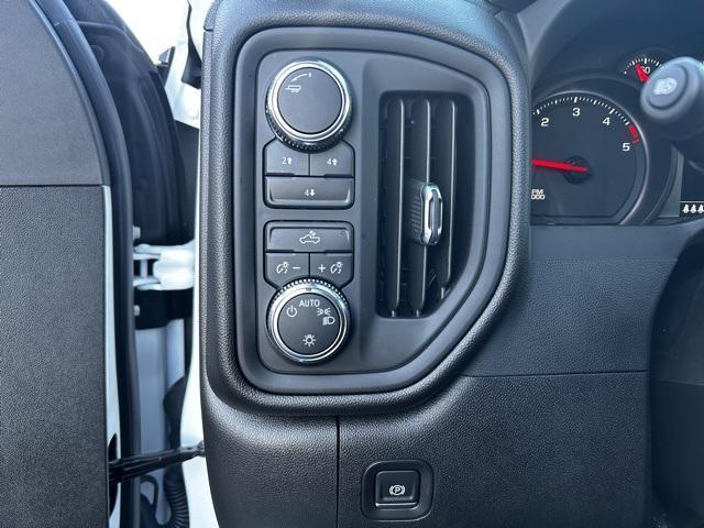 new 2024 GMC Sierra 2500 car, priced at $61,570