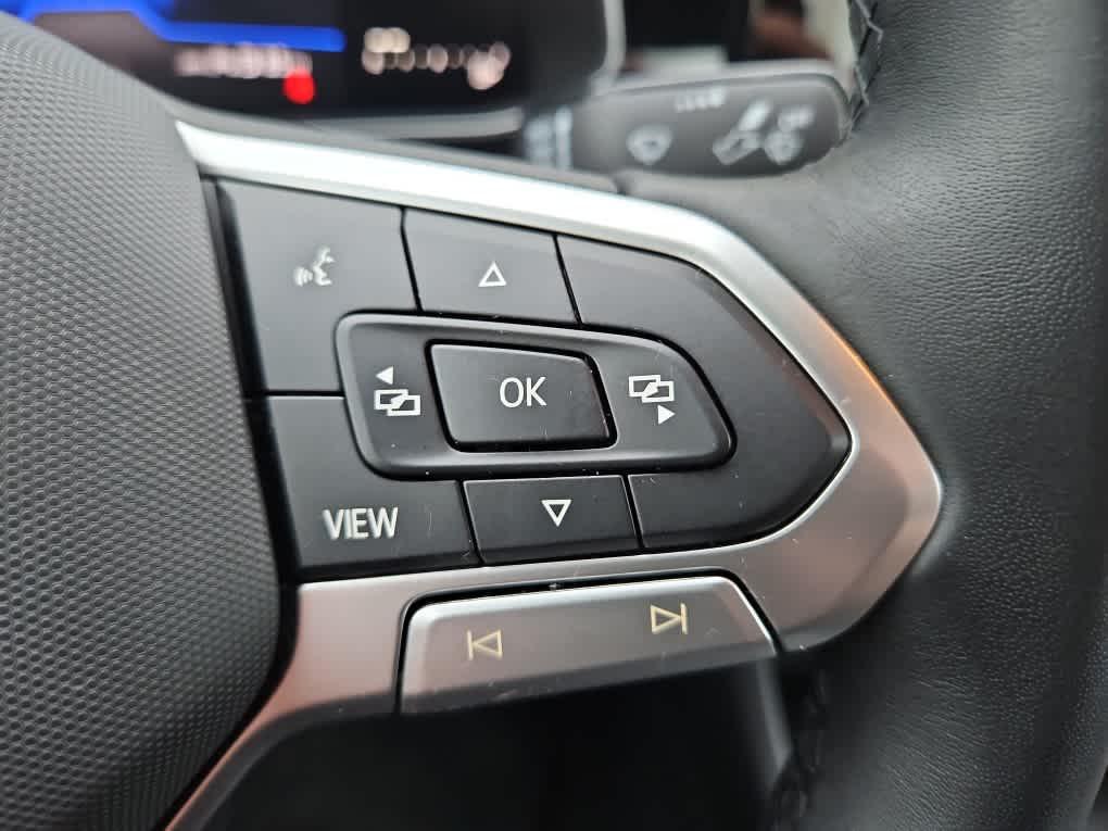 used 2025 Volkswagen Jetta car, priced at $21,200