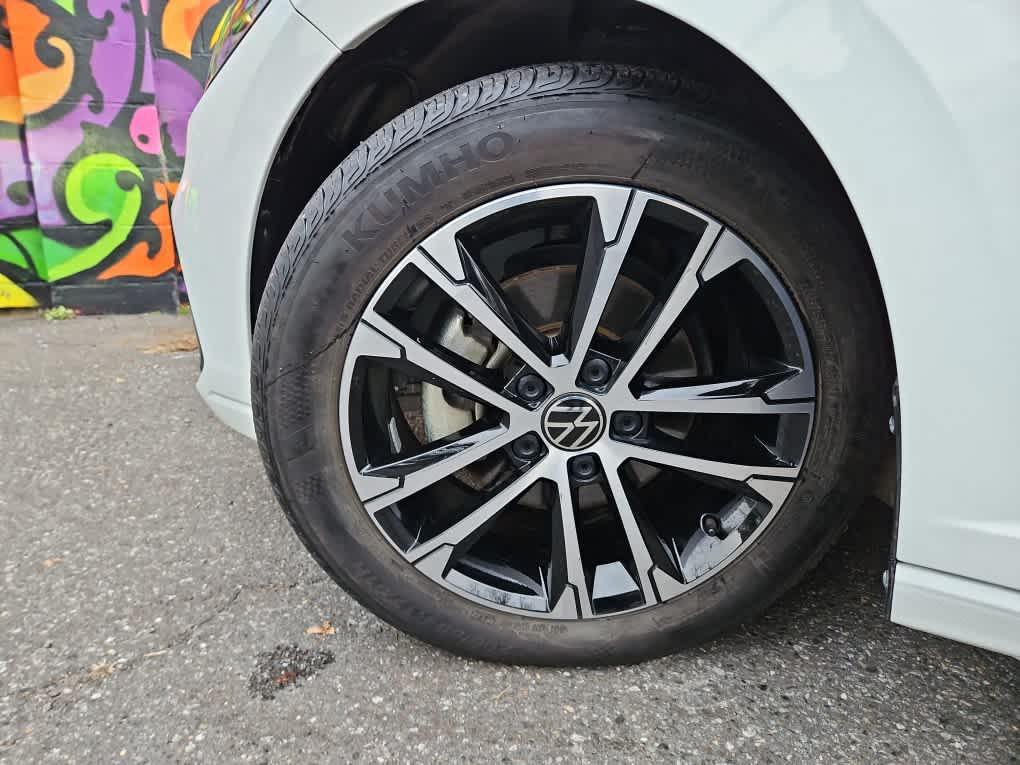 used 2025 Volkswagen Jetta car, priced at $21,200