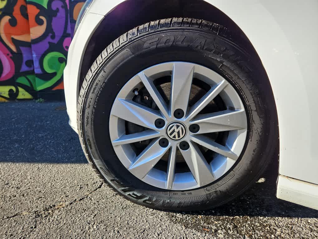 used 2019 Volkswagen Golf SportWagen car, priced at $11,995