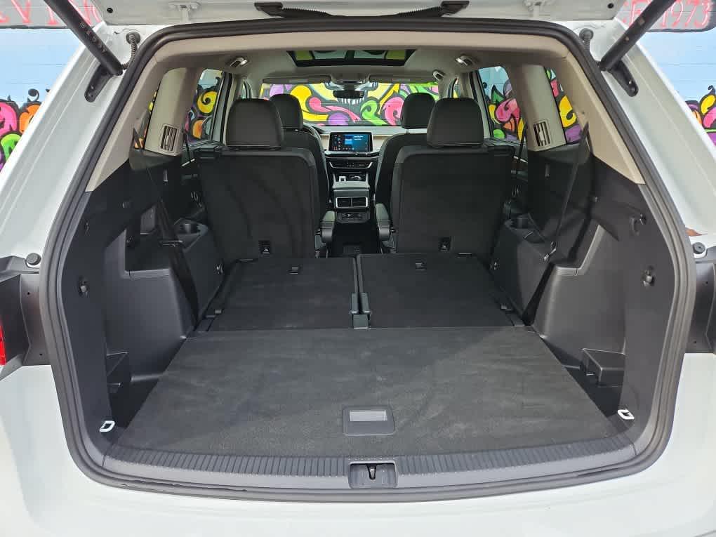 used 2025 Volkswagen Atlas car, priced at $37,898