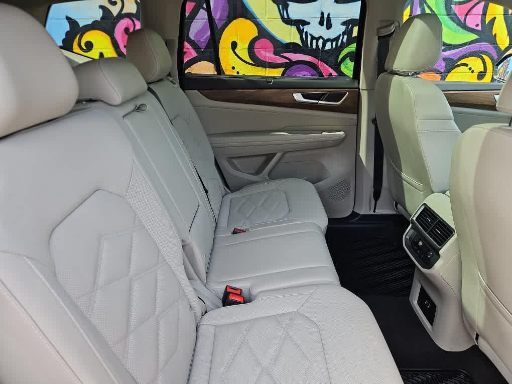 used 2024 Volkswagen Atlas car, priced at $31,899