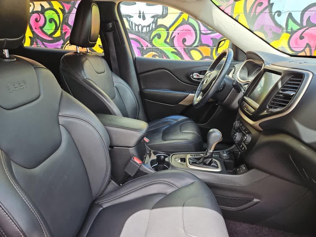 used 2018 Jeep Cherokee car, priced at $16,173