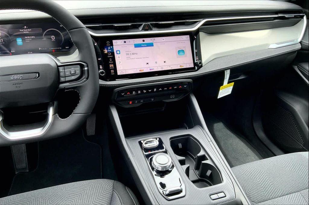 new 2026 Jeep Cherokee car, priced at $36,691