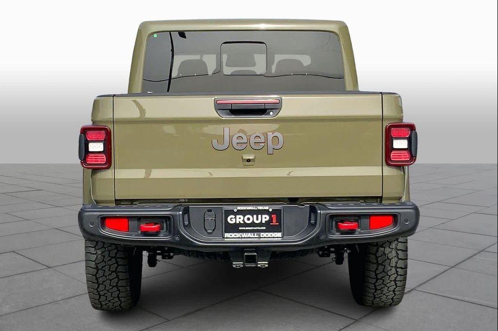 new 2026 Jeep Gladiator car, priced at $56,503
