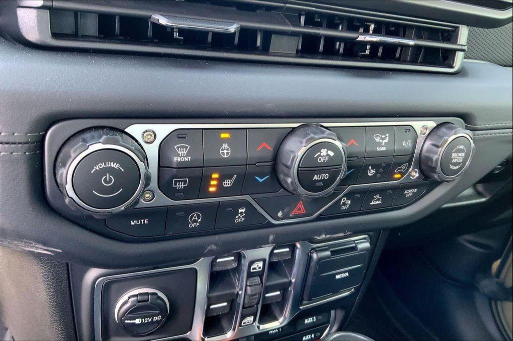 new 2026 Jeep Gladiator car, priced at $56,503