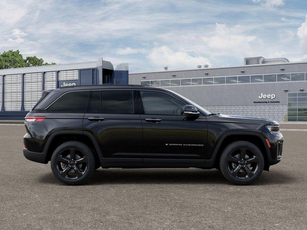 new 2026 Jeep Grand Cherokee car, priced at $47,940