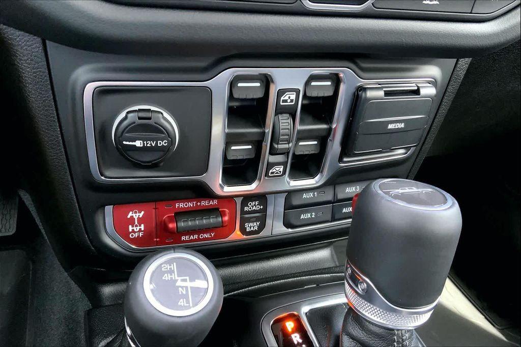 new 2026 Jeep Gladiator car, priced at $61,465
