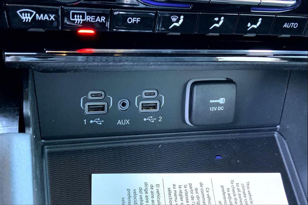 new 2025 Jeep Grand Cherokee L car, priced at $45,223