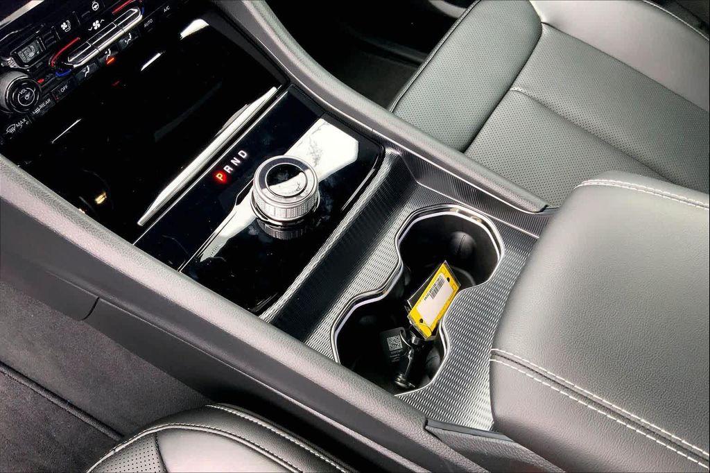 new 2025 Jeep Grand Cherokee L car, priced at $52,226