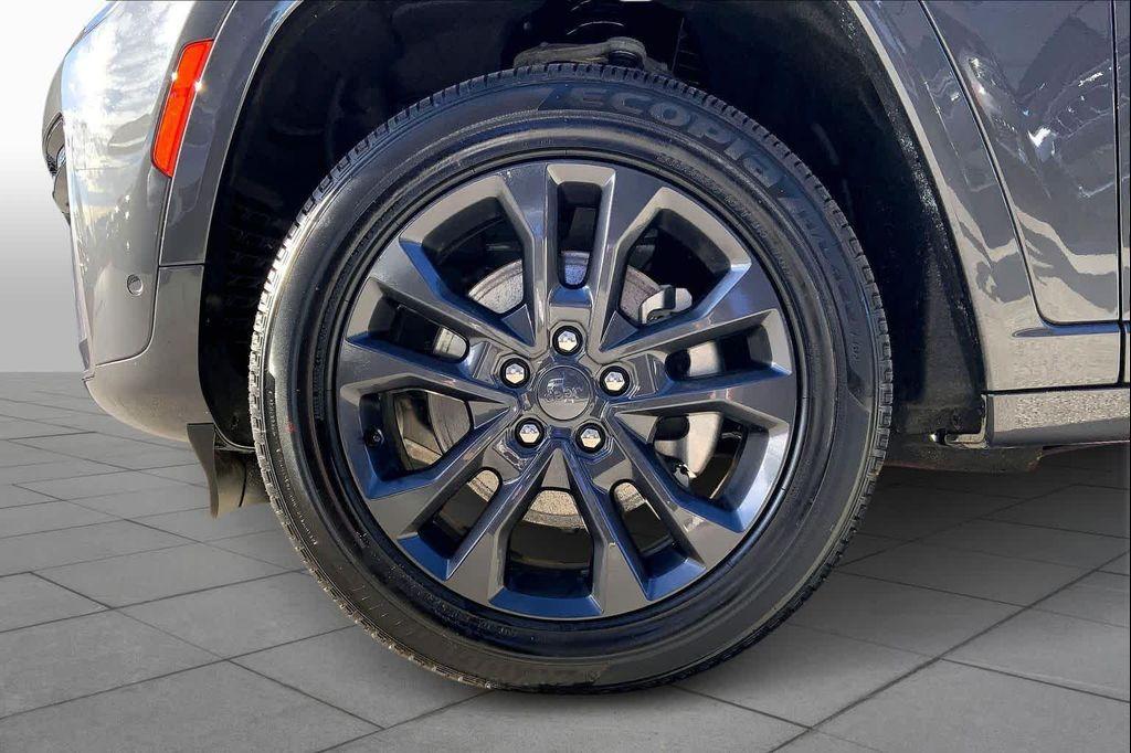 new 2026 Jeep Grand Cherokee L car, priced at $51,134