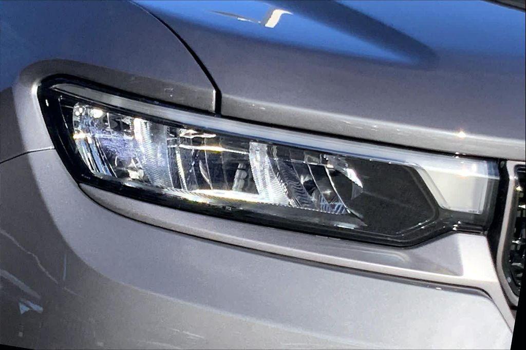 new 2026 Jeep Grand Cherokee L car, priced at $51,134