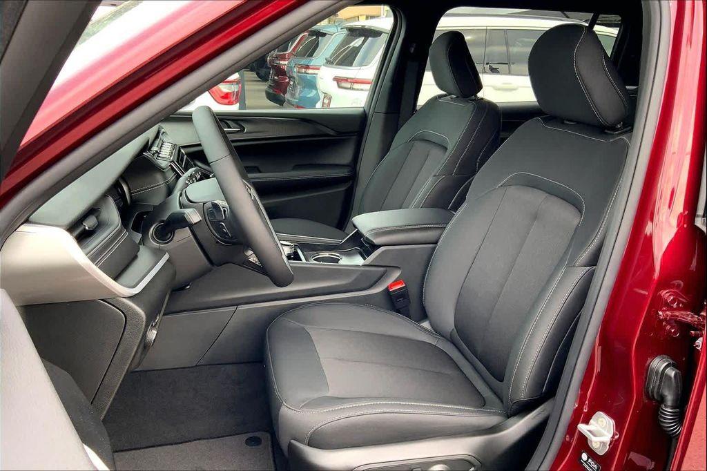new 2026 Jeep Grand Cherokee L car, priced at $43,630