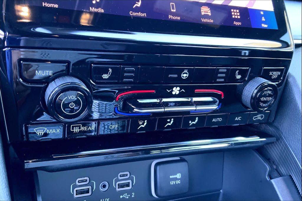 new 2025 Jeep Grand Cherokee car, priced at $47,743