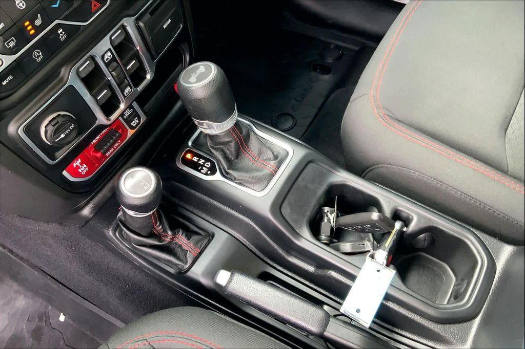 used 2021 Jeep Wrangler Unlimited car, priced at $33,450