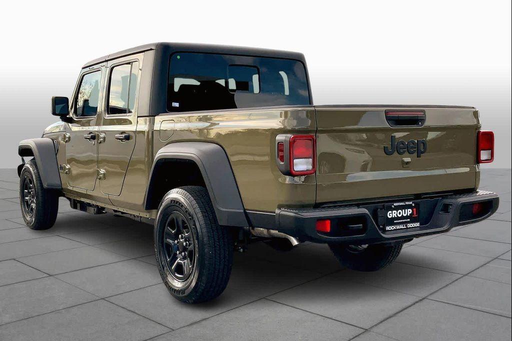 new 2026 Jeep Gladiator car, priced at $40,517