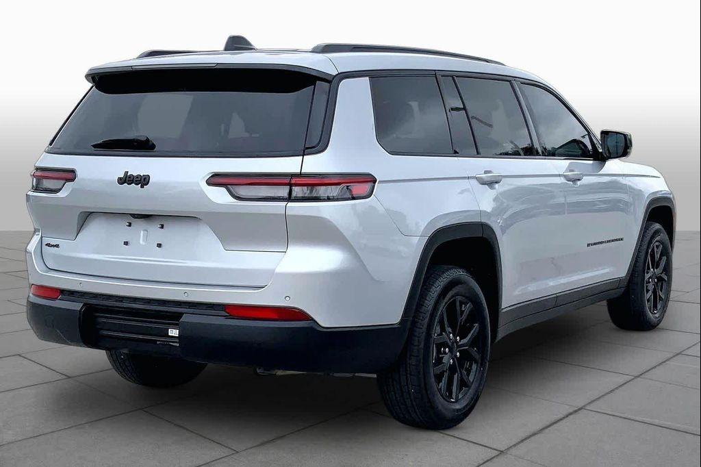 used 2025 Jeep Grand Cherokee L car, priced at $39,225