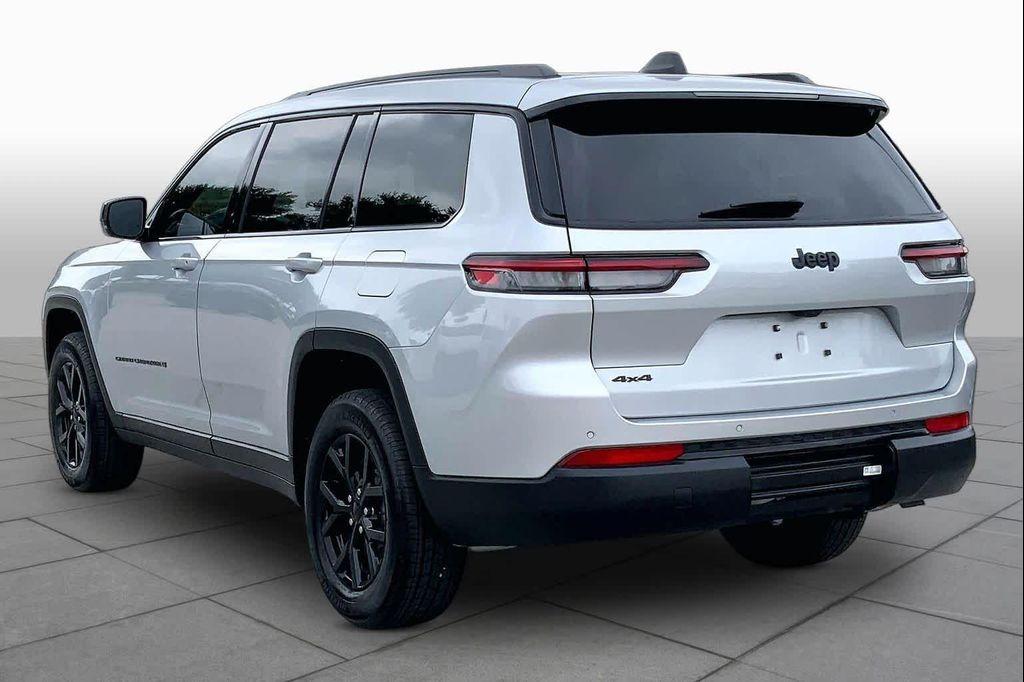 used 2025 Jeep Grand Cherokee L car, priced at $39,225