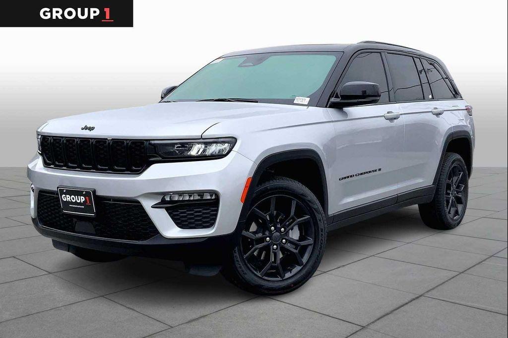 new 2025 Jeep Grand Cherokee car, priced at $49,896