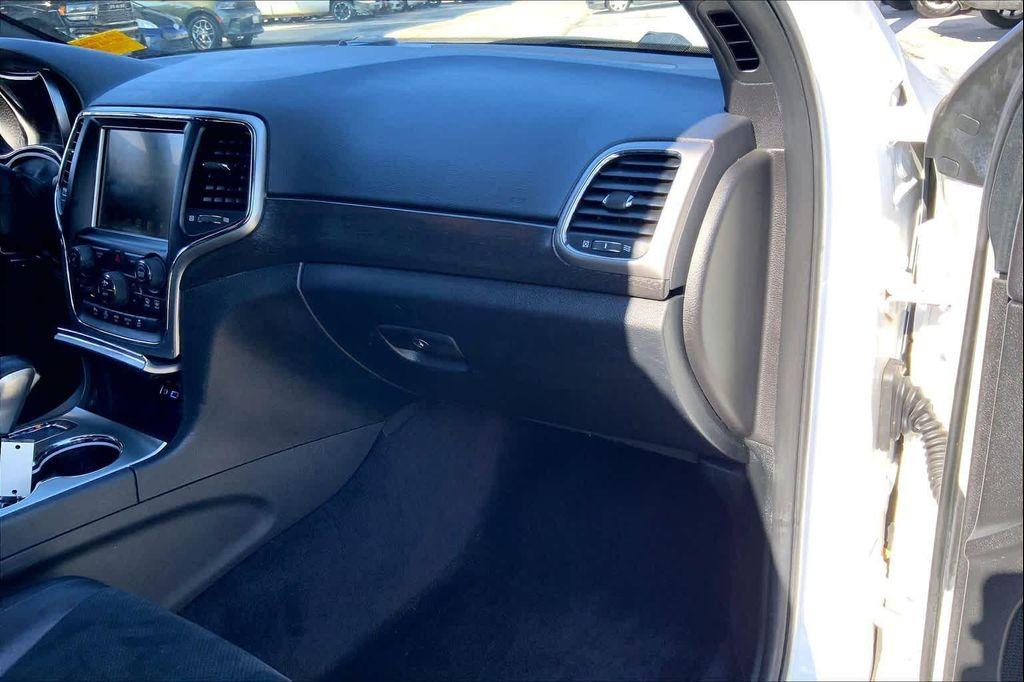 used 2017 Jeep Grand Cherokee car, priced at $13,250