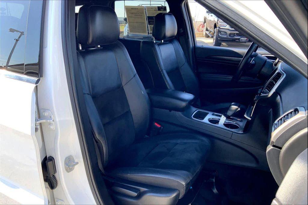used 2017 Jeep Grand Cherokee car, priced at $13,250