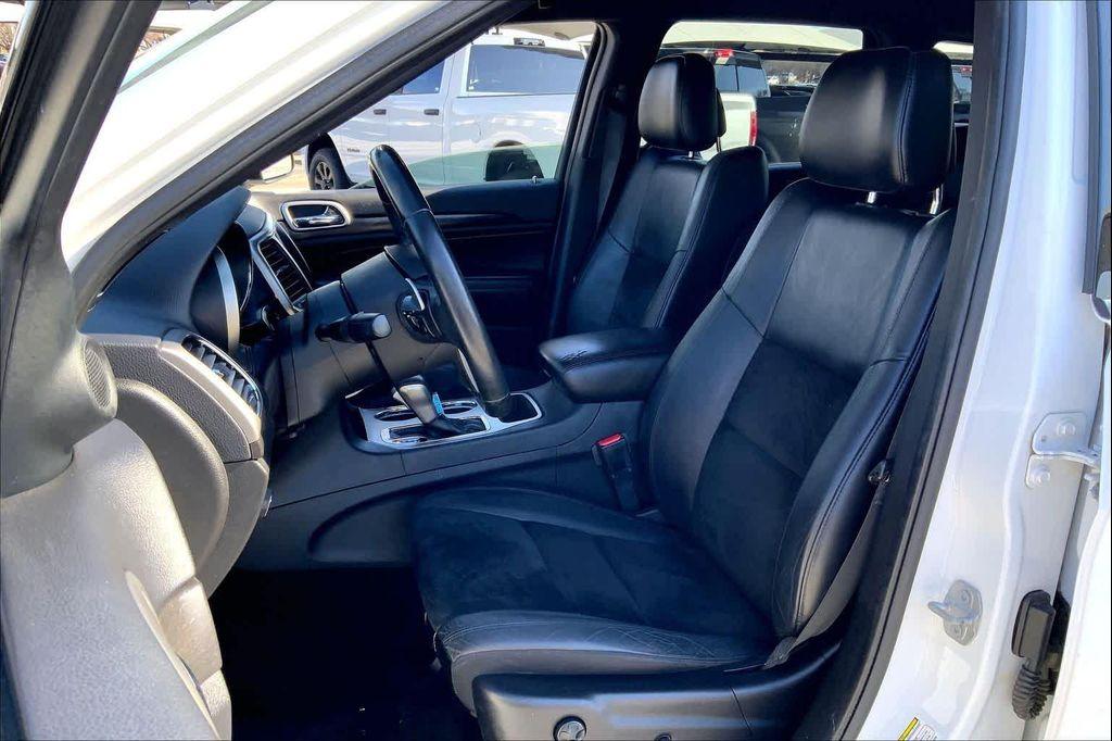 used 2017 Jeep Grand Cherokee car, priced at $13,250