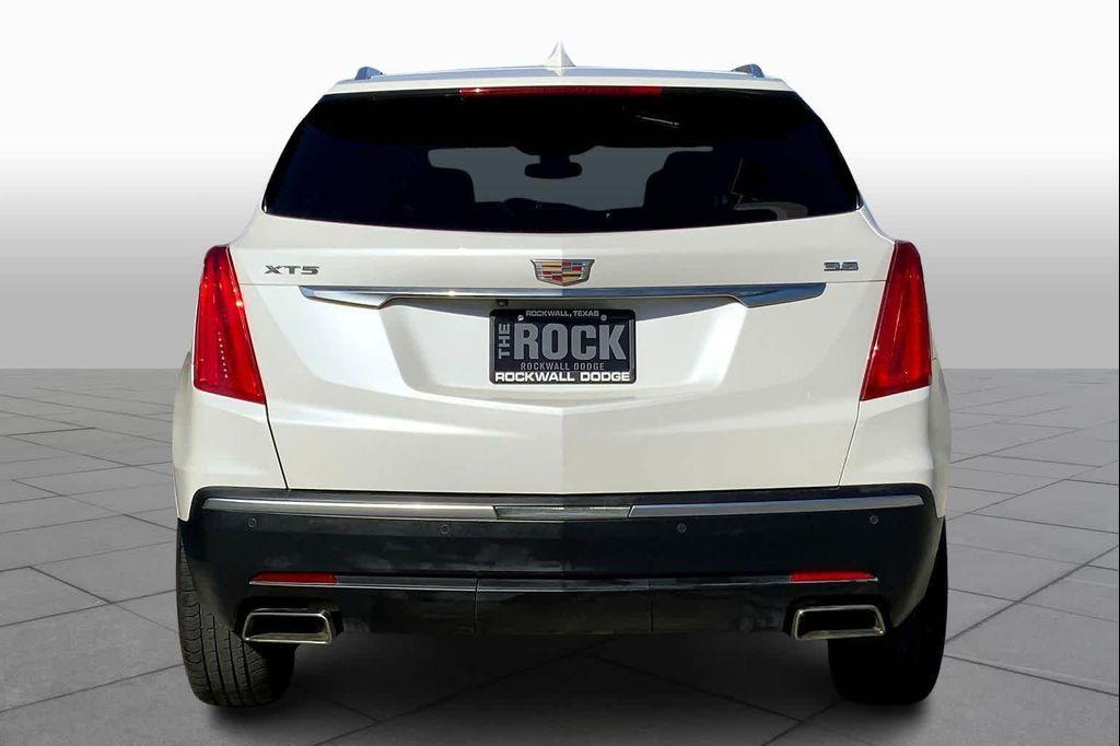 used 2018 Cadillac XT5 car, priced at $15,063