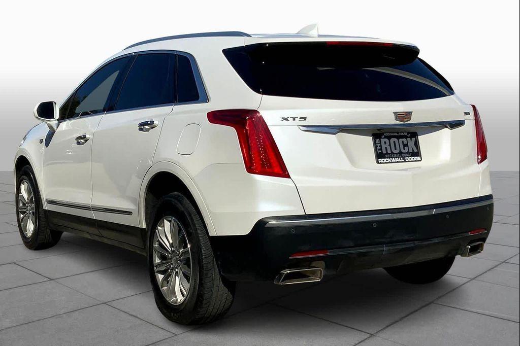 used 2018 Cadillac XT5 car, priced at $15,063