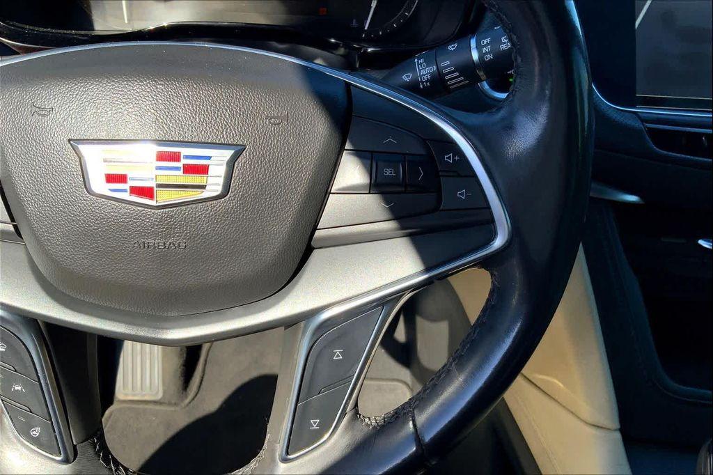 used 2018 Cadillac XT5 car, priced at $15,063