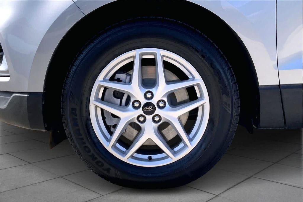 used 2023 Ford Edge car, priced at $22,500