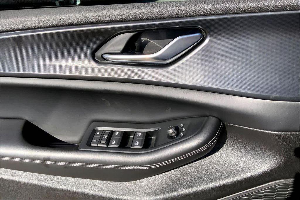 new 2026 Jeep Grand Cherokee L car, priced at $42,826