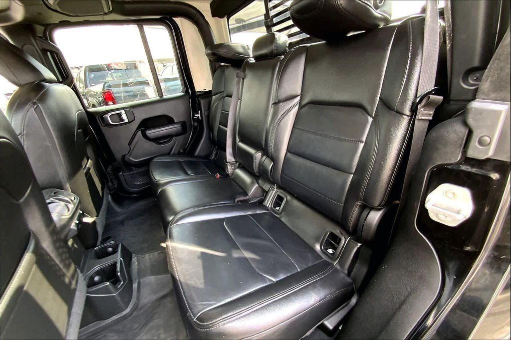 used 2022 Jeep Gladiator car, priced at $26,499