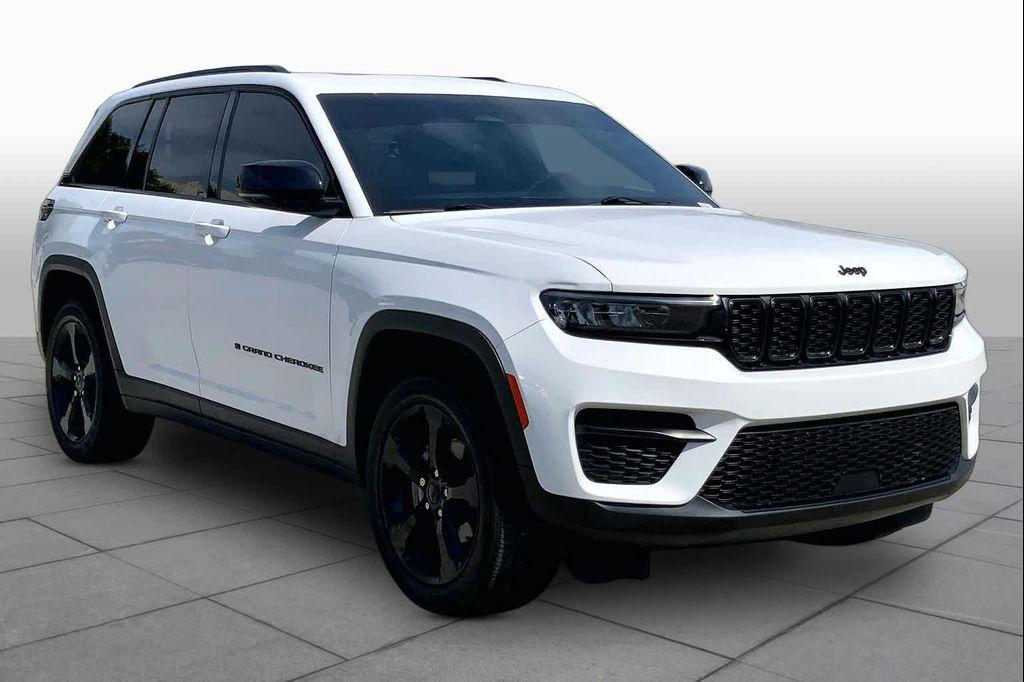 used 2024 Jeep Grand Cherokee car, priced at $33,515